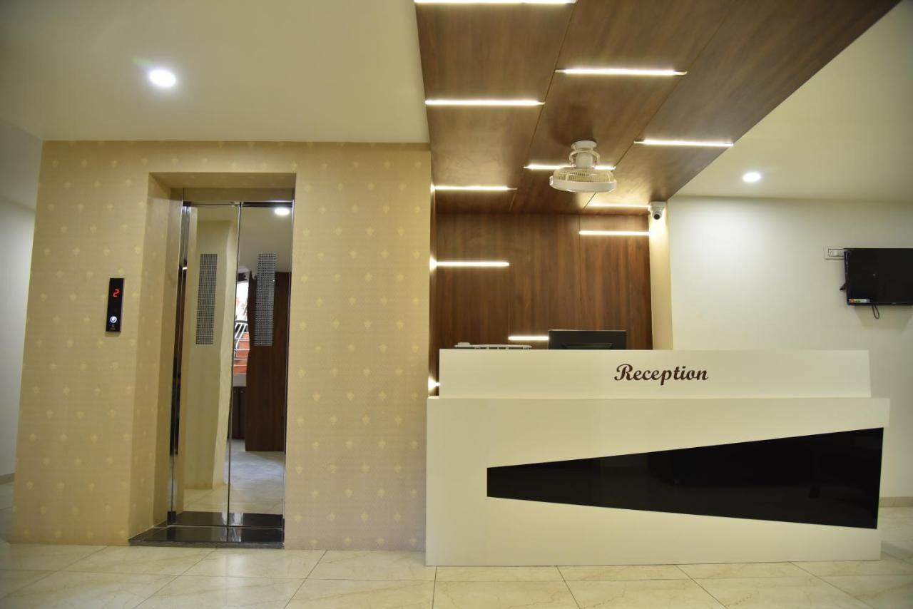 Hotel Savera Inn Morbi Bagian luar foto